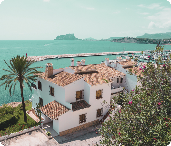 Beachfront rental property in Spain with Mediterranean Sea view
